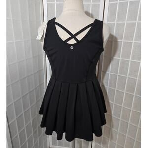 NWT Lane Bryant LIVI Active Peplum Tank Crosscriss Top Plus Size: 14/16 (1X)